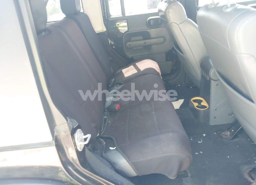 Photo 8 of 2010 Jeep Wrangler UNLIMITED SAHARA (VIN 1J4HA5H16AL145869)