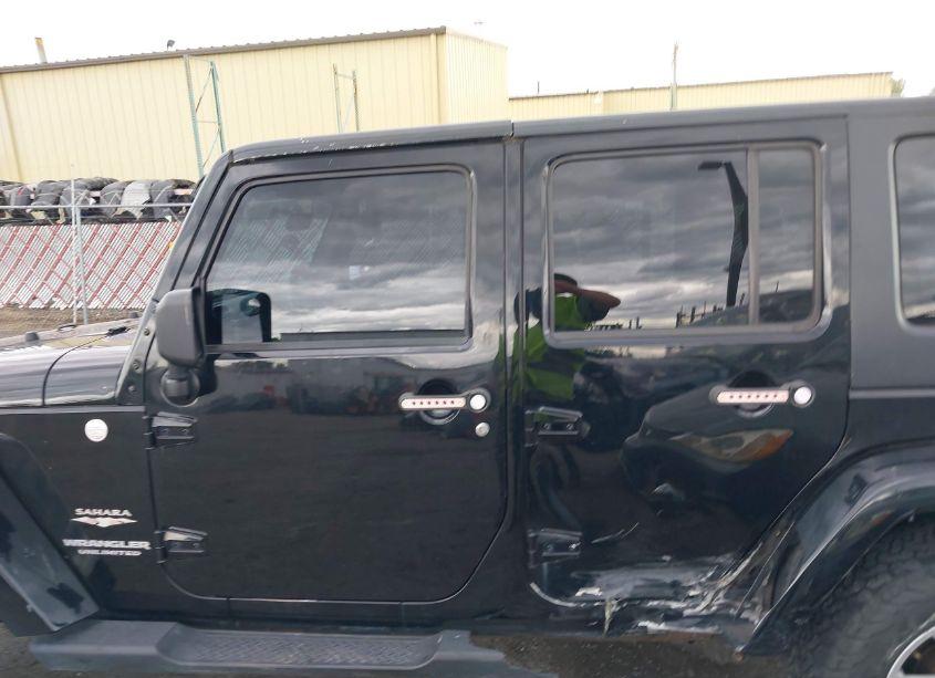 Photo 14 of 2010 Jeep Wrangler UNLIMITED SAHARA (VIN 1J4HA5H16AL171064)