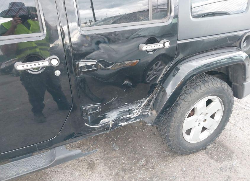 Photo 6 of 2010 Jeep Wrangler UNLIMITED SAHARA (VIN 1J4HA5H16AL171064)