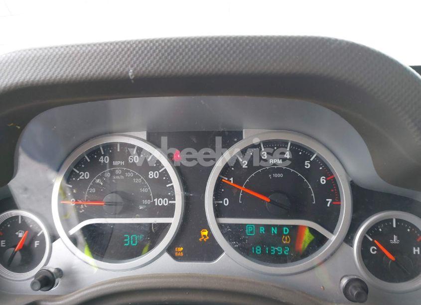 Photo 7 of 2010 Jeep Wrangler UNLIMITED SAHARA (VIN 1J4HA5H19AL177179)