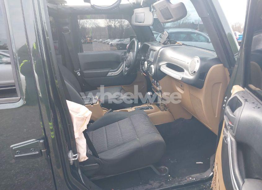 Photo 5 of 2011 Jeep Wrangler UNLIMITED SAHARA (VIN 1J4HA5H1XBL522771)