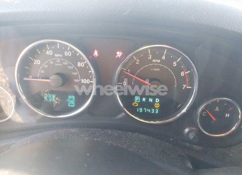 Photo 7 of 2011 Jeep Wrangler UNLIMITED SAHARA (VIN 1J4HA5H1XBL557374)