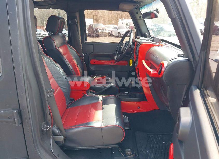 Photo 5 of 2010 Jeep Wrangler UNLIMITED SPORT (VIN 1J4HB3H14AL106926)