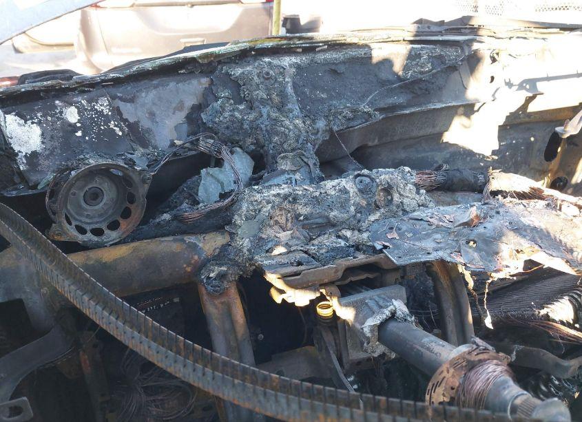 Photo 7 of 2005 Jeep Grand CHEROKEE LAREDO (VIN 1J4HR48N05C627975)