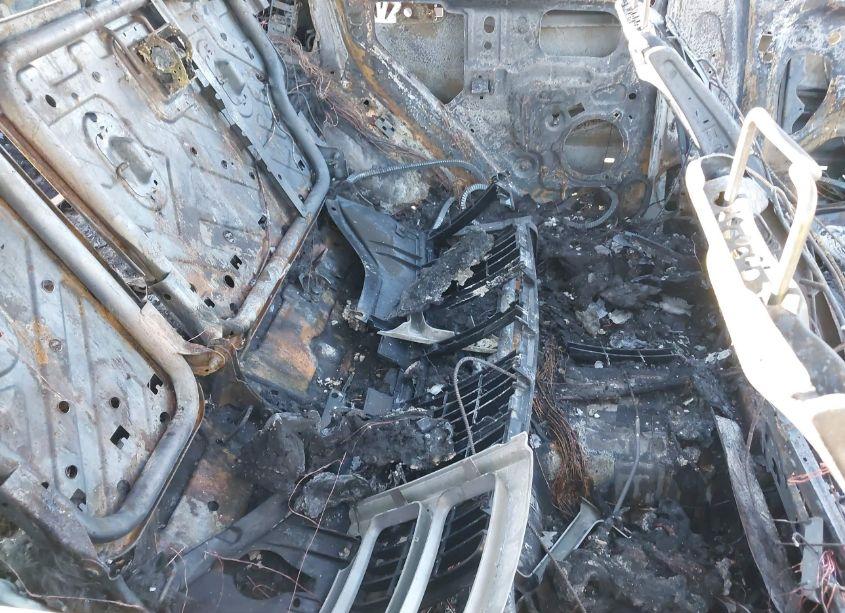 Photo 8 of 2005 Jeep Grand CHEROKEE LAREDO (VIN 1J4HR48N05C627975)