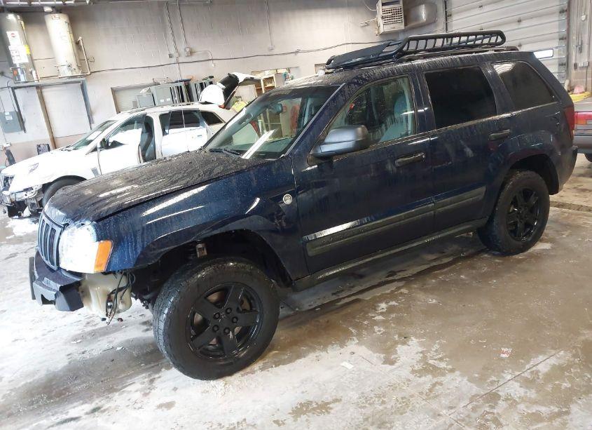 Photo 2 of 2005 Jeep Grand CHEROKEE LAREDO (VIN 1J4HR48N05C727655)