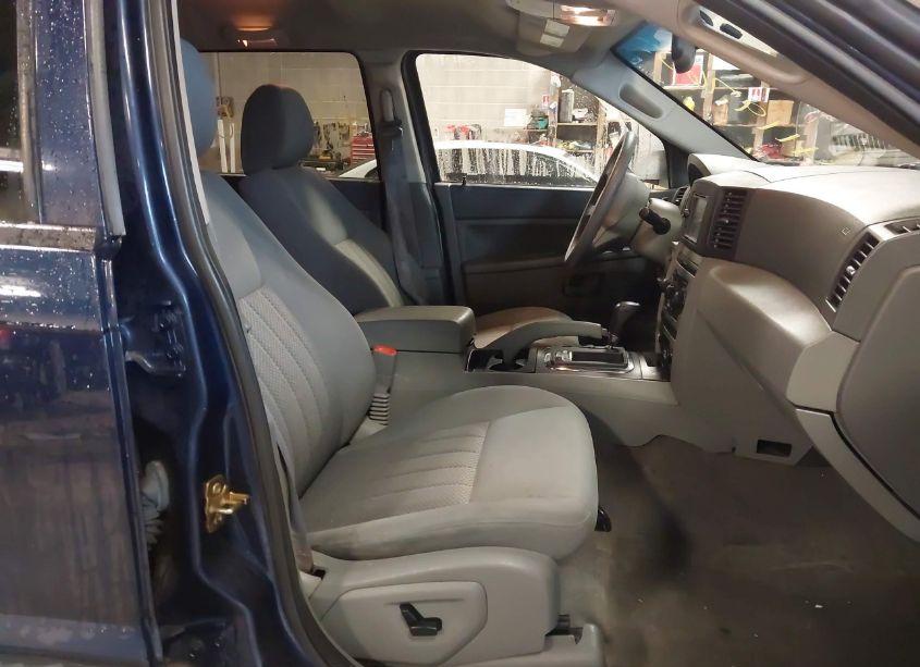 Photo 5 of 2005 Jeep Grand CHEROKEE LAREDO (VIN 1J4HR48N05C727655)