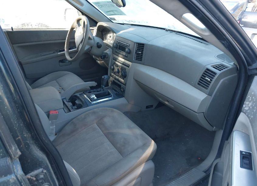 Photo 5 of 2005 Jeep Grand CHEROKEE LAREDO (VIN 1J4HR48N25C643840)