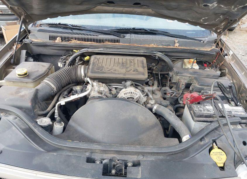 Photo 10 of 2005 Jeep Grand CHEROKEE LAREDO (VIN 1J4HR48N35C535663)