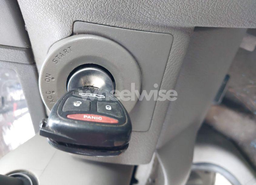 Photo 11 of 2005 Jeep Grand CHEROKEE LAREDO (VIN 1J4HR48N35C535663)