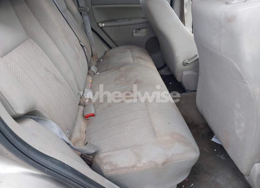 Photo 8 of 2005 Jeep Grand CHEROKEE LAREDO (VIN 1J4HR48N35C535663)