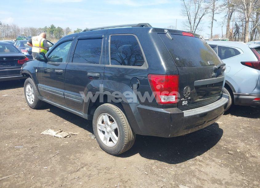 Photo 3 of 2005 Jeep Grand CHEROKEE LAREDO (VIN 1J4HR48N35C578674)