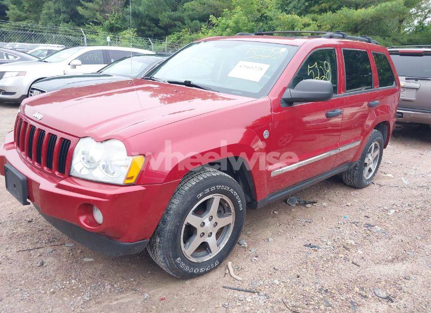 Photo 2 of 2005 Jeep Grand CHEROKEE LAREDO (VIN 1J4HR48N35C646312)
