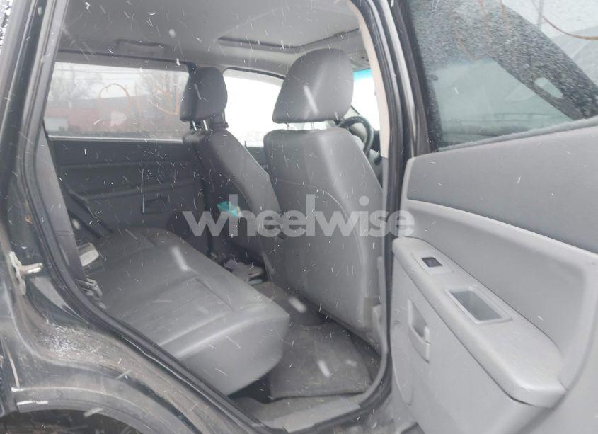 Photo 8 of 2005 Jeep Grand CHEROKEE LAREDO (VIN 1J4HR48N45C530441)