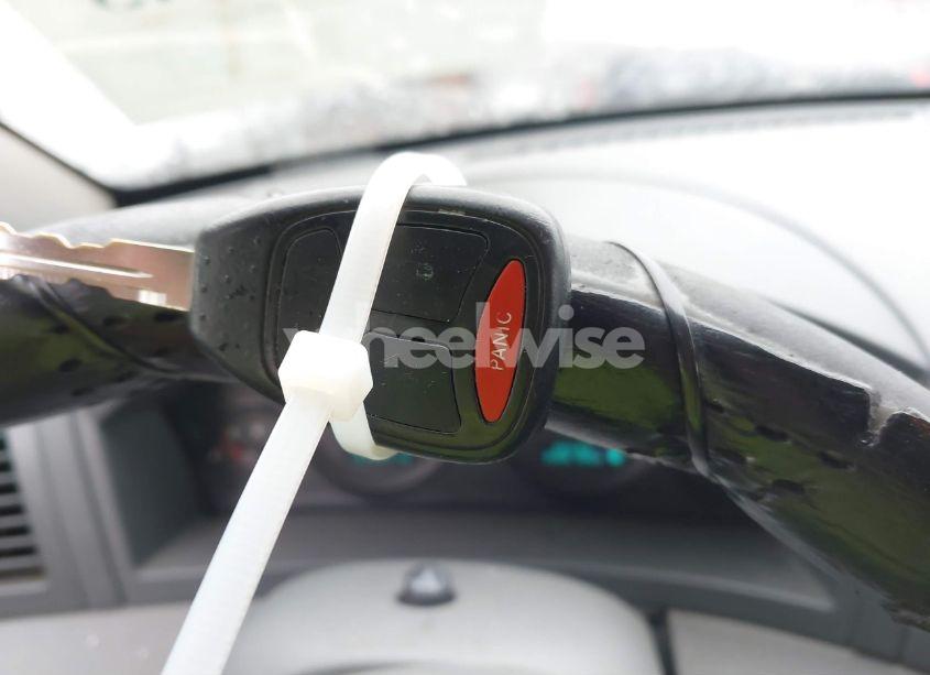 Photo 11 of 2005 Jeep Grand CHEROKEE LAREDO (VIN 1J4HR48N65C702565)