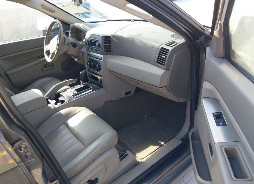 Photo 5 of 2006 Jeep Grand CHEROKEE LAREDO (VIN 1J4HR48N66C182515)