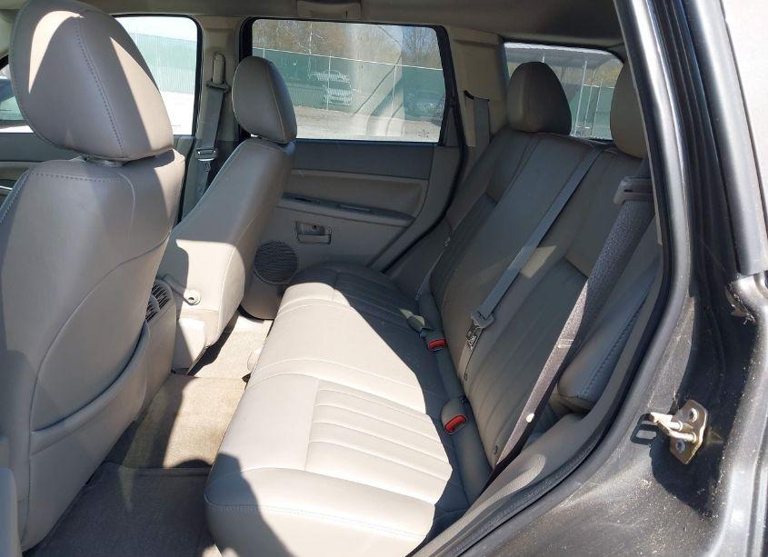 Photo 8 of 2006 Jeep Grand CHEROKEE LAREDO (VIN 1J4HR48N66C182515)