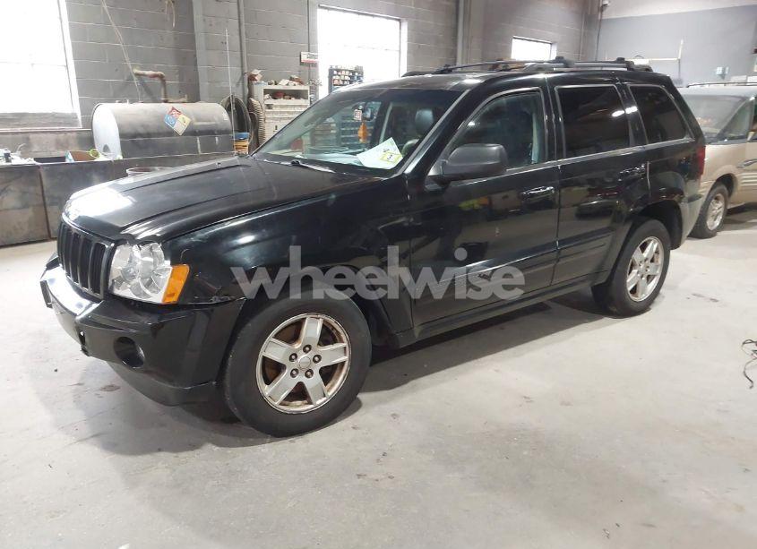 Photo 2 of 2006 Jeep Grand CHEROKEE LAREDO (VIN 1J4HR48N66C350735)