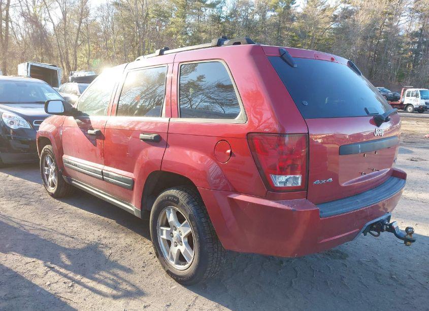 Photo 3 of 2005 Jeep Grand CHEROKEE LAREDO (VIN 1J4HR48N75C631926)