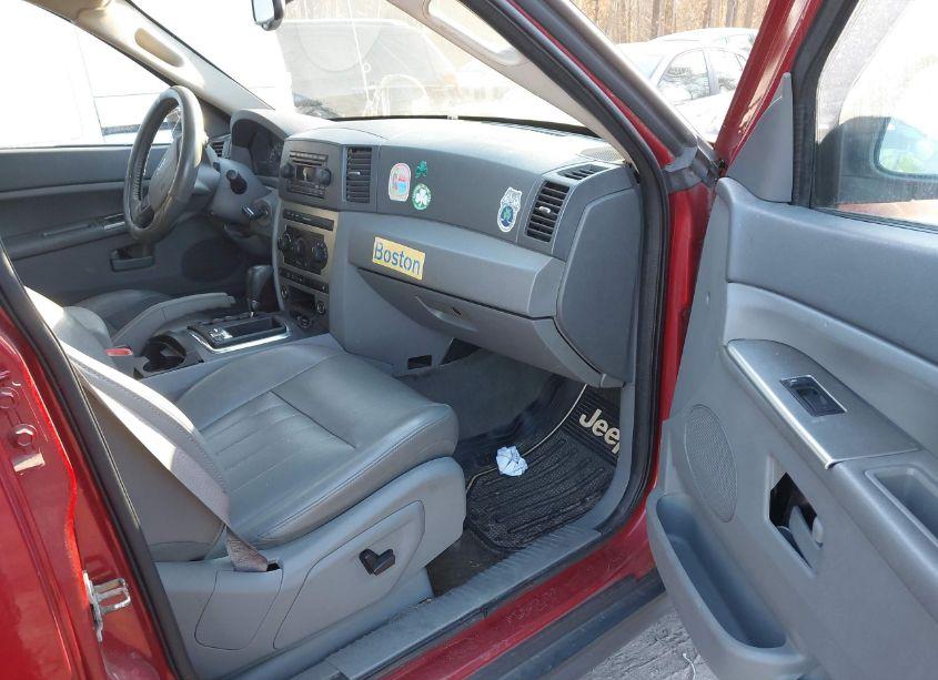 Photo 5 of 2005 Jeep Grand CHEROKEE LAREDO (VIN 1J4HR48N75C631926)