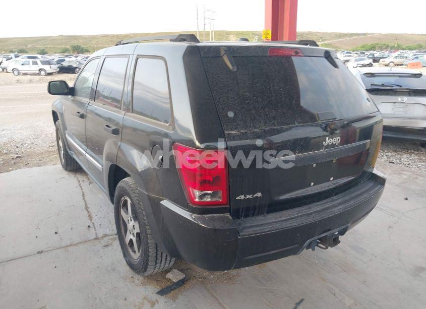 Photo 3 of 2005 Jeep Grand CHEROKEE LAREDO (VIN 1J4HR48N75C647740)