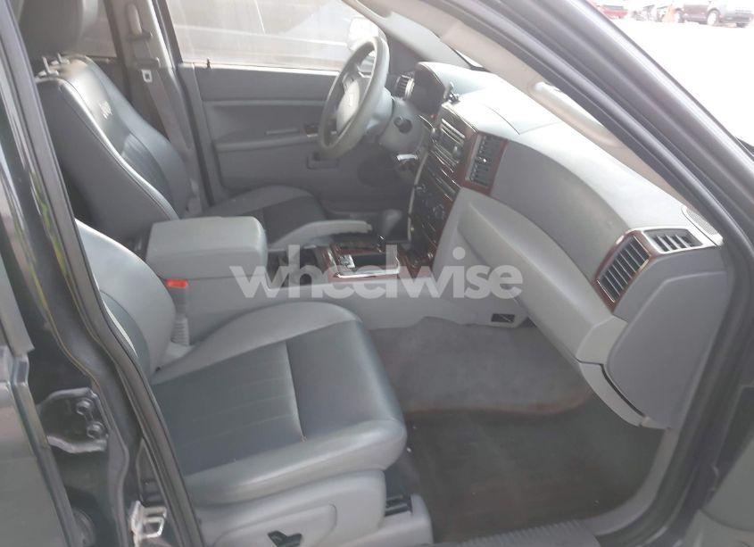 Photo 5 of 2005 Jeep Grand CHEROKEE LAREDO (VIN 1J4HR48N75C647740)