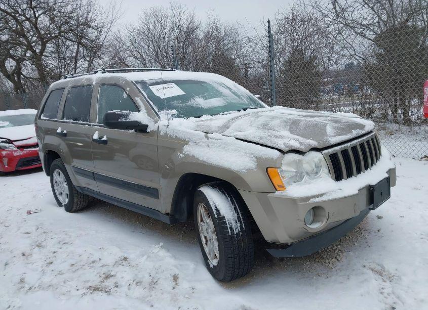 2005 Jeep Grand CHEROKEE LAREDO (VIN 1J4HR48N75C727670) main photo