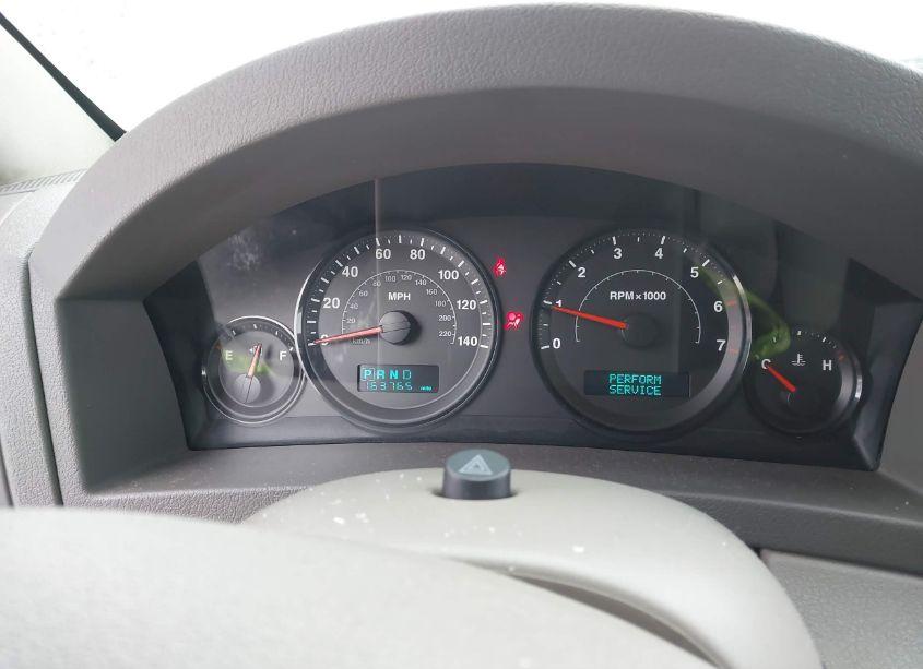 Photo 7 of 2005 Jeep Grand CHEROKEE LAREDO (VIN 1J4HR48N75C727670)