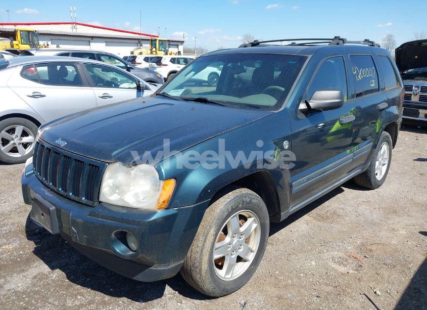 Photo 2 of 2005 Jeep Grand CHEROKEE LAREDO (VIN 1J4HR48N85C536338)
