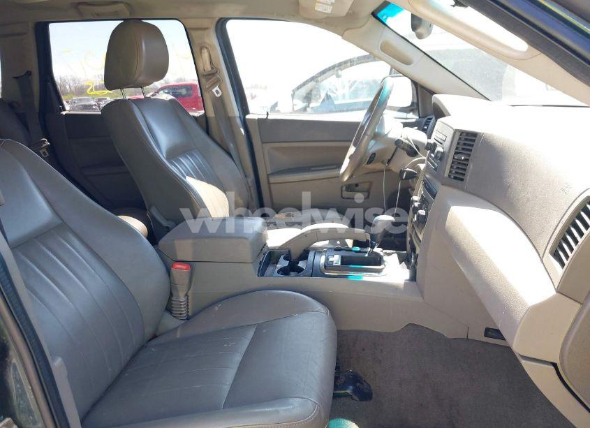 Photo 5 of 2005 Jeep Grand CHEROKEE LAREDO (VIN 1J4HR48N85C536338)