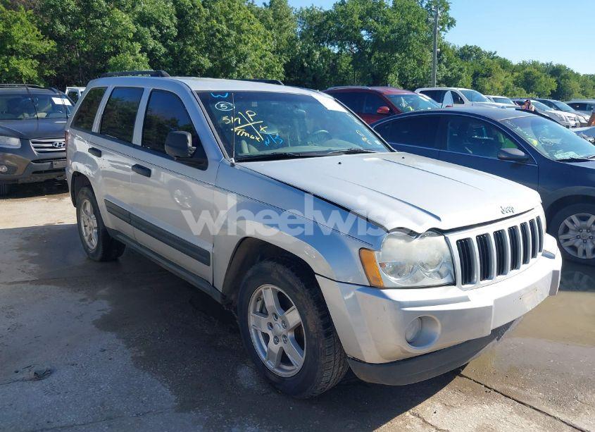 2005 Jeep Grand CHEROKEE LAREDO (VIN 1J4HR48N95C516969) main photo