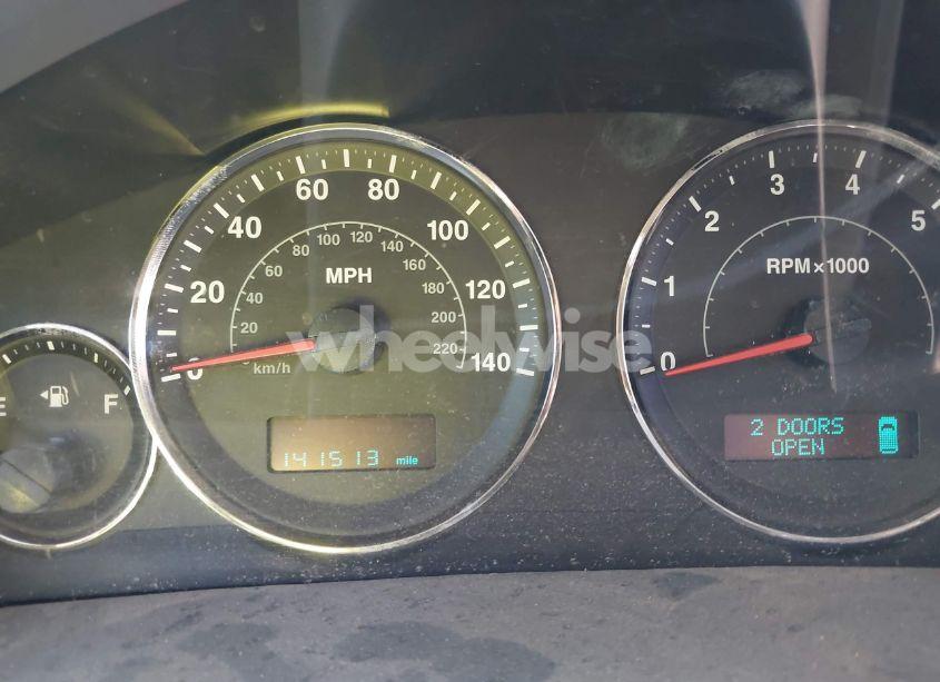 Photo 7 of 2005 Jeep Grand CHEROKEE LAREDO (VIN 1J4HR48N95C516969)