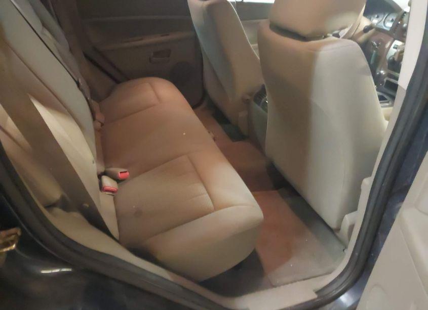 Photo 8 of 2005 Jeep Grand CHEROKEE LAREDO (VIN 1J4HR48N95C599609)