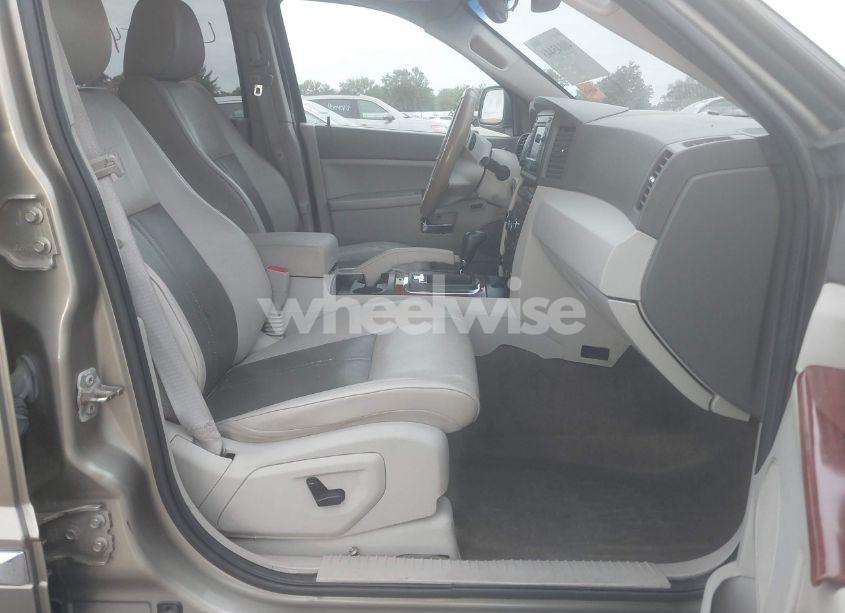 Photo 5 of 2005 Jeep Grand CHEROKEE LIMITED (VIN 1J4HR58205C511669)