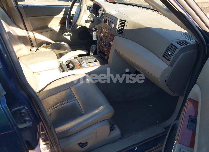 Photo 5 of 2005 Jeep Grand CHEROKEE LIMITED (VIN 1J4HR58215C679904)