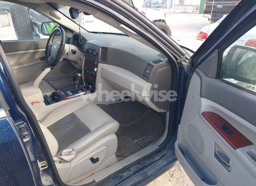 Photo 5 of 2005 Jeep Grand CHEROKEE LIMITED (VIN 1J4HR58225C593579)