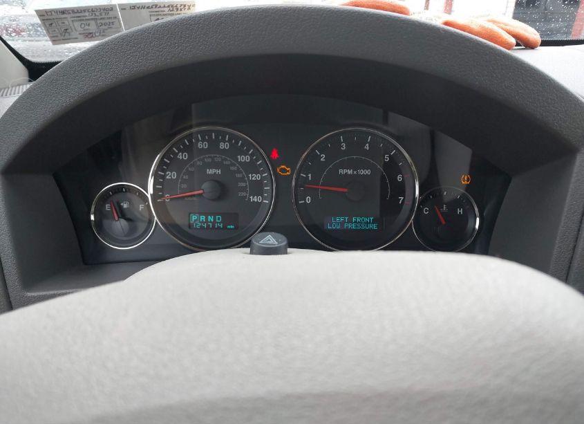 Photo 7 of 2005 Jeep Grand CHEROKEE LIMITED (VIN 1J4HR58225C673402)