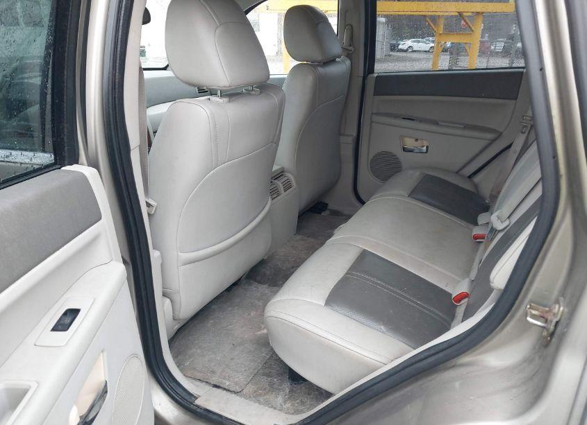 Photo 8 of 2005 Jeep Grand CHEROKEE LIMITED (VIN 1J4HR58225C673402)