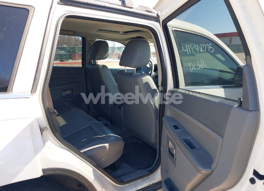 Photo 8 of 2005 Jeep Grand CHEROKEE LIMITED (VIN 1J4HR58235C528997)