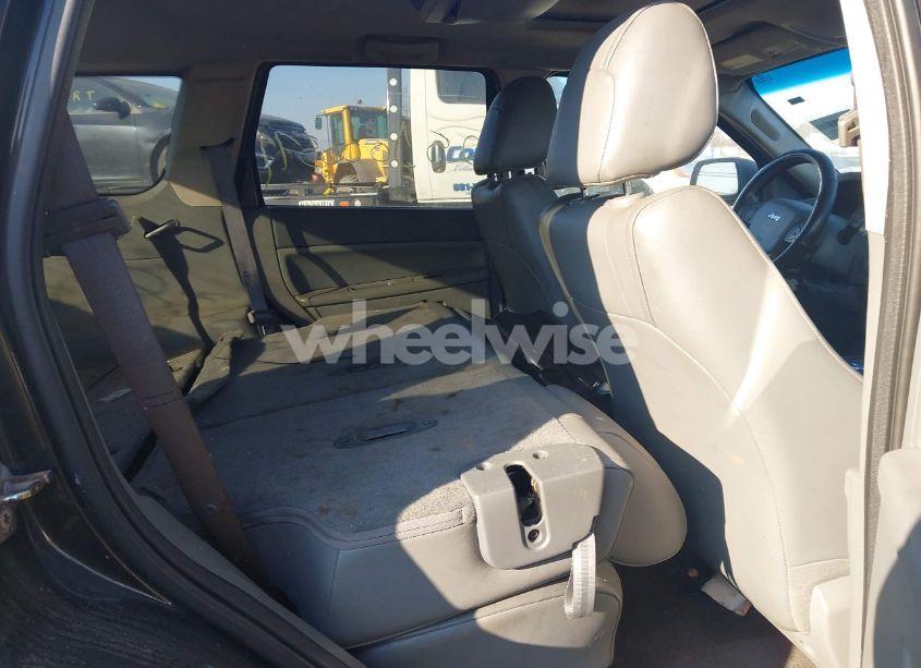 Photo 8 of 2005 Jeep Grand CHEROKEE LIMITED (VIN 1J4HR58245C521475)