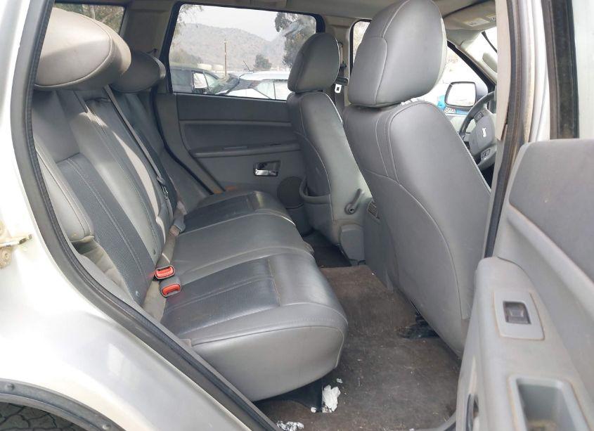 Photo 8 of 2005 Jeep Grand CHEROKEE LIMITED (VIN 1J4HR58245C699807)