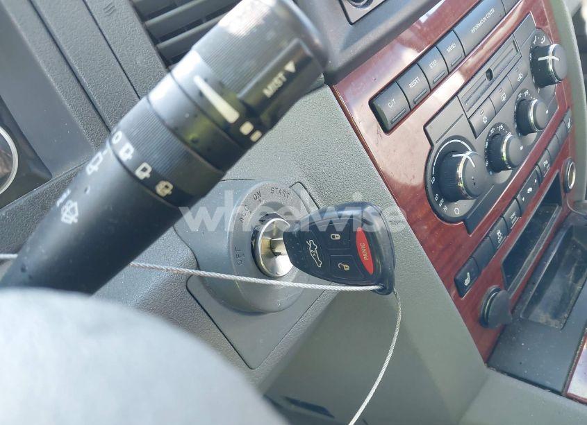 Photo 11 of 2005 Jeep Grand CHEROKEE LIMITED (VIN 1J4HR58295C532570)