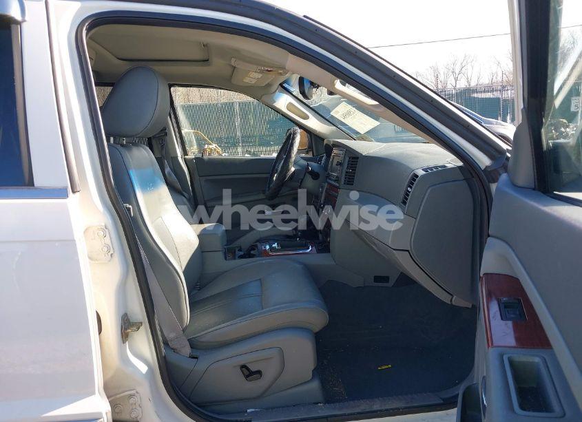 Photo 5 of 2005 Jeep Grand CHEROKEE LIMITED (VIN 1J4HR58295C532570)