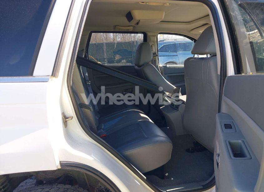 Photo 8 of 2005 Jeep Grand CHEROKEE LIMITED (VIN 1J4HR58295C532570)