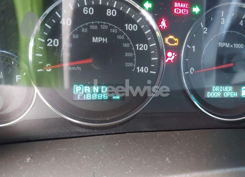 Photo 7 of 2005 Jeep Grand CHEROKEE LIMITED (VIN 1J4HR582X5C637893)