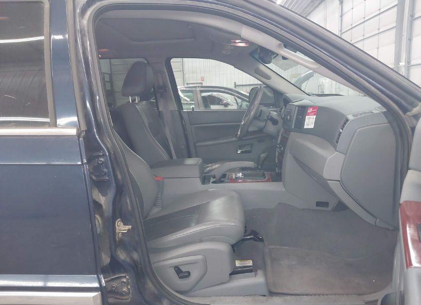 Photo 5 of 2005 Jeep Grand CHEROKEE LIMITED (VIN 1J4HR582X5C647890)