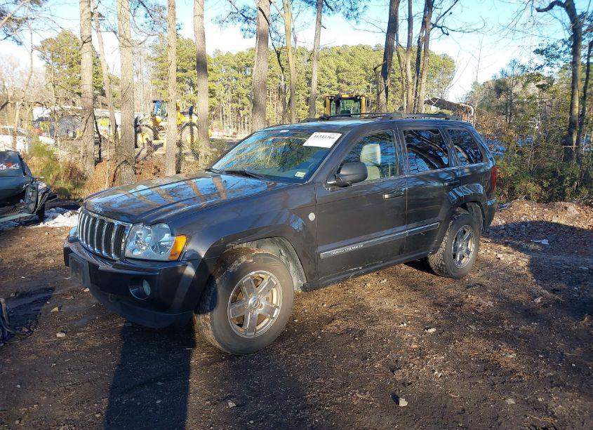 Photo 2 of 2005 Jeep Grand CHEROKEE LIMITED (VIN 1J4HR582X5C729652)