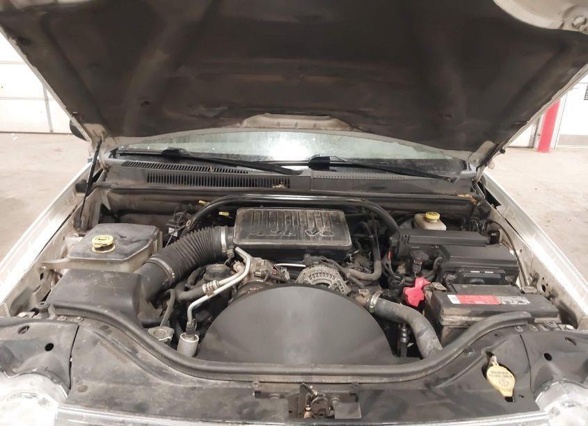 Photo 10 of 2005 Jeep Grand CHEROKEE LIMITED (VIN 1J4HR58N05C606842)