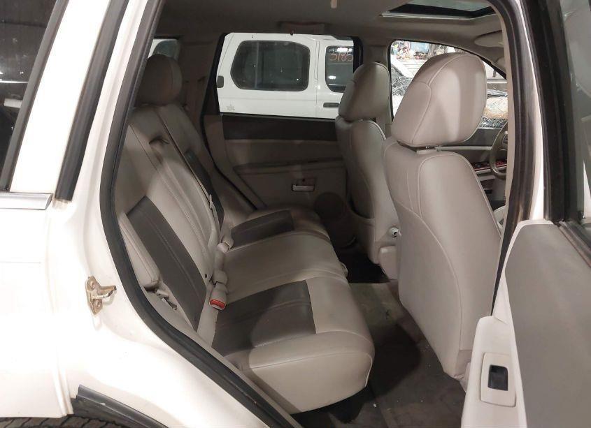 Photo 8 of 2005 Jeep Grand CHEROKEE LIMITED (VIN 1J4HR58N05C606842)