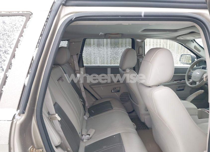 Photo 8 of 2005 Jeep Grand CHEROKEE LIMITED (VIN 1J4HR58N25C677850)